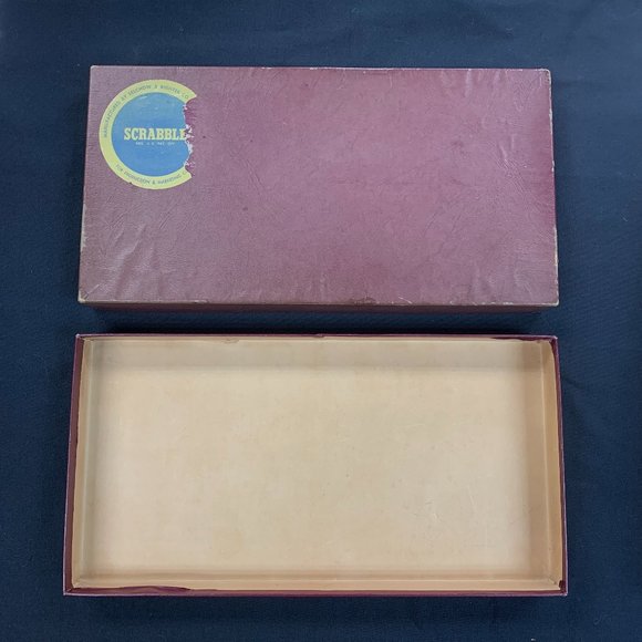 Scrabble Board with Original Box Vintage Copyright 1949 - Picture 3 of 6